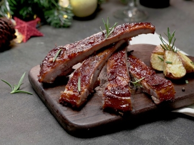Sườn Non Bò Mỹ Nướng BBQ: Cách Ướp Đậm Vị Nhưng Không Làm Mất Hương Thịt