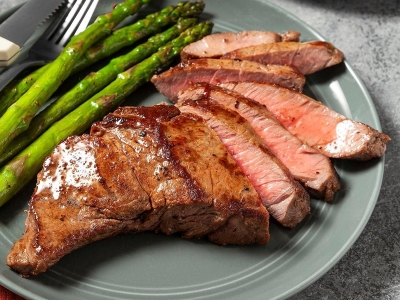 Steak Bị Dai Không Hẳn Do Thịt: 5 Sai Lầm Khi Rã Đông Và Áp Chảo Thịt Bò