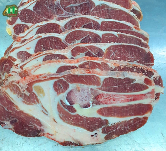 VAI CỪU CÓ XƯƠNG HIỆU MF