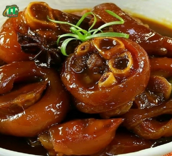Móng giò heo