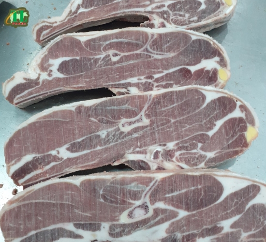 VAI CỪU CÓ XƯƠNG HIỆU MF